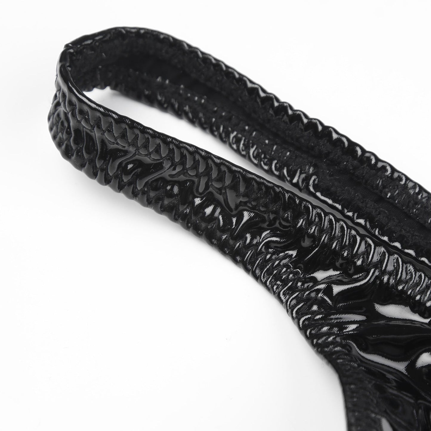 en's Patent Leather Thong with Iron Ring - DZK031