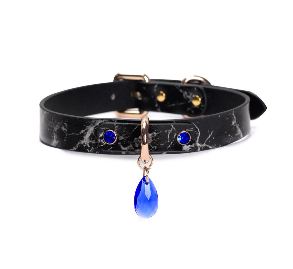 Marble-Patterned Genuine Leather Choker with Pendant & Leash - PJ034