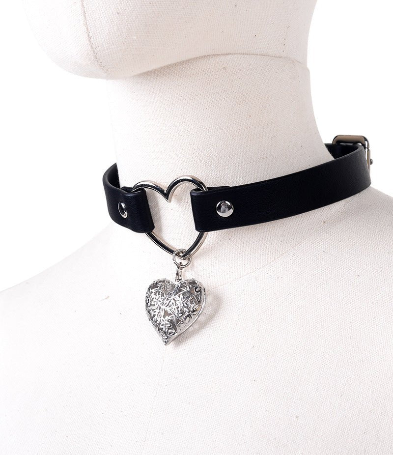 Black Leather Heart Choker Collar with Metal Chain Leash Set